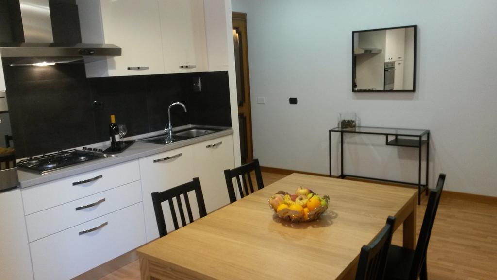 LCH-Lateran Charming House Apartment Rome Ruang foto