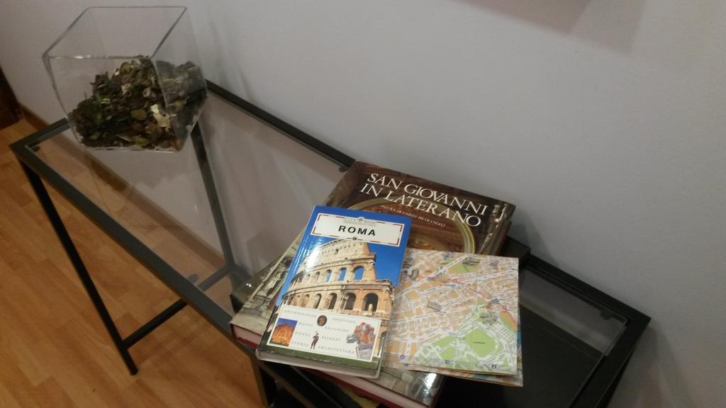 LCH-Lateran Charming House Apartment Rome Ruang foto