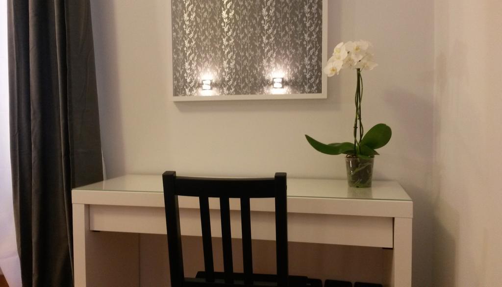 LCH-Lateran Charming House Apartment Rome Ruang foto