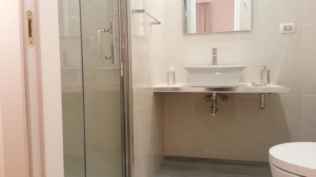 LCH-Lateran Charming House Apartment Rome Ruang foto