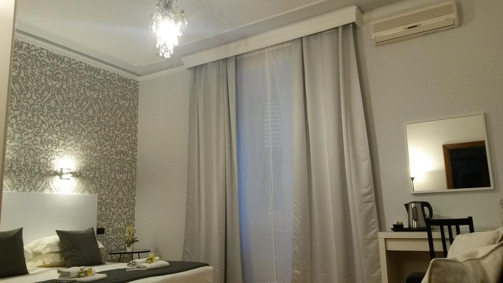 LCH-Lateran Charming House Apartment Rome Ruang foto