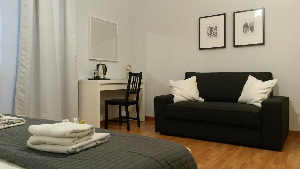 LCH-Lateran Charming House Apartment Rome Ruang foto