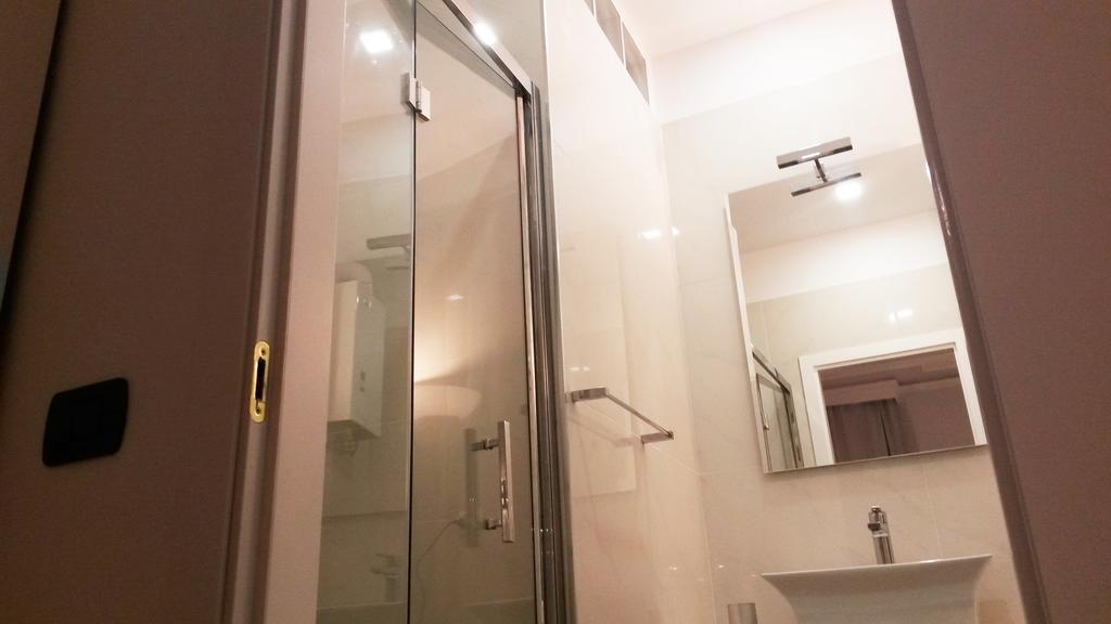 LCH-Lateran Charming House Apartment Rome Ruang foto